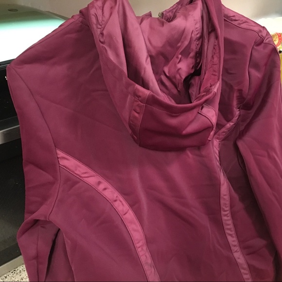 ATHLETA maroon burgundy Large jacket - Picture 5 of 9